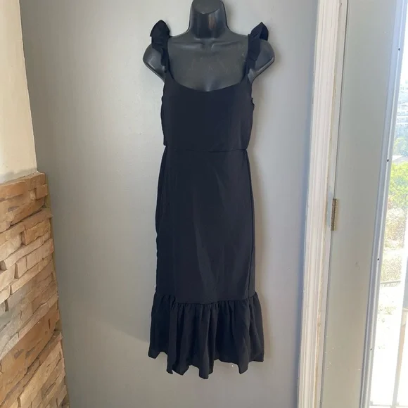 knee length dresses for ladies Laurel Velvet Midi Dress Teuta Matoshi